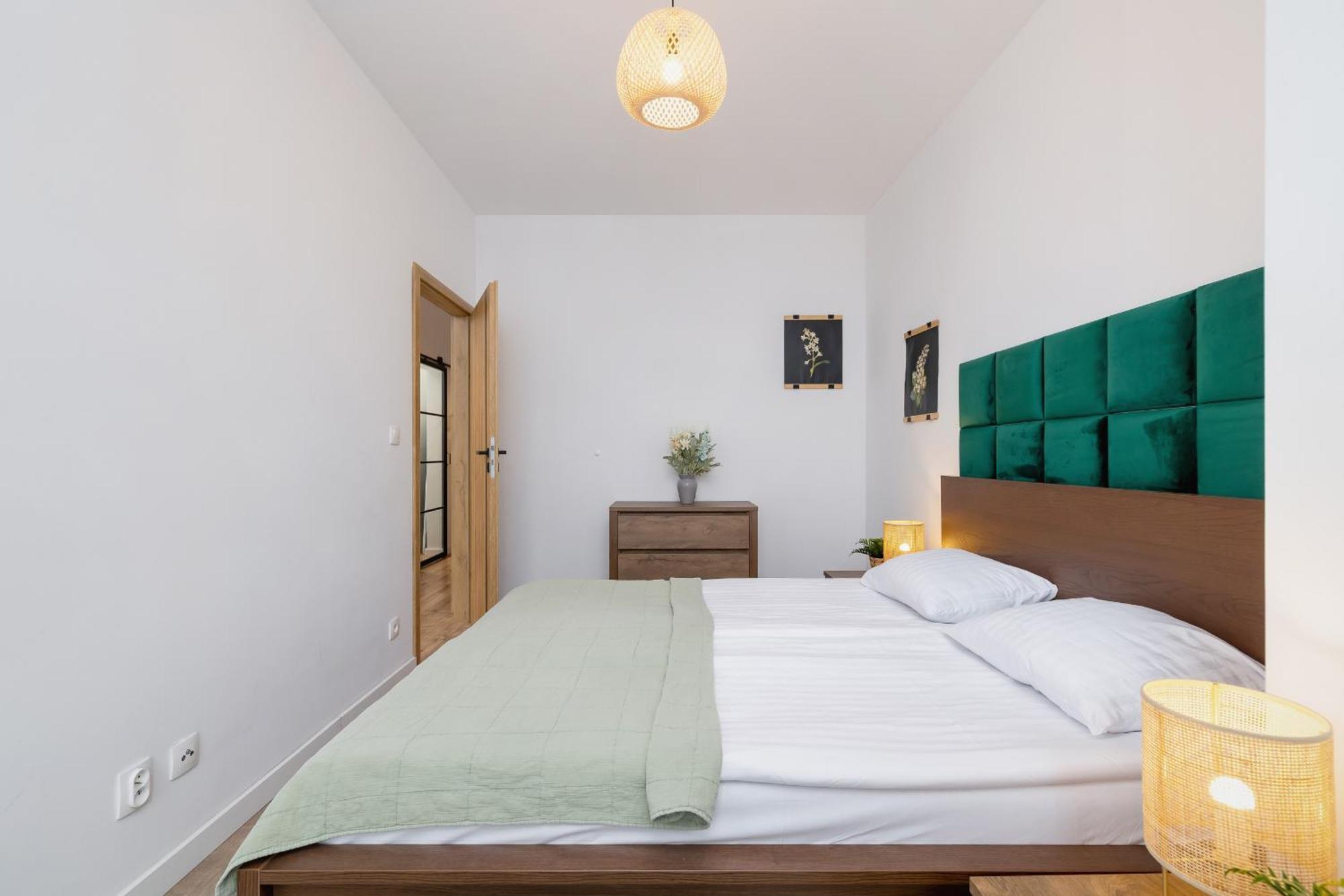 Exclusive Apartment In Katowice With Balcony, Parking, Gym And Sauna By Noclegi Renters Eksteriør billede