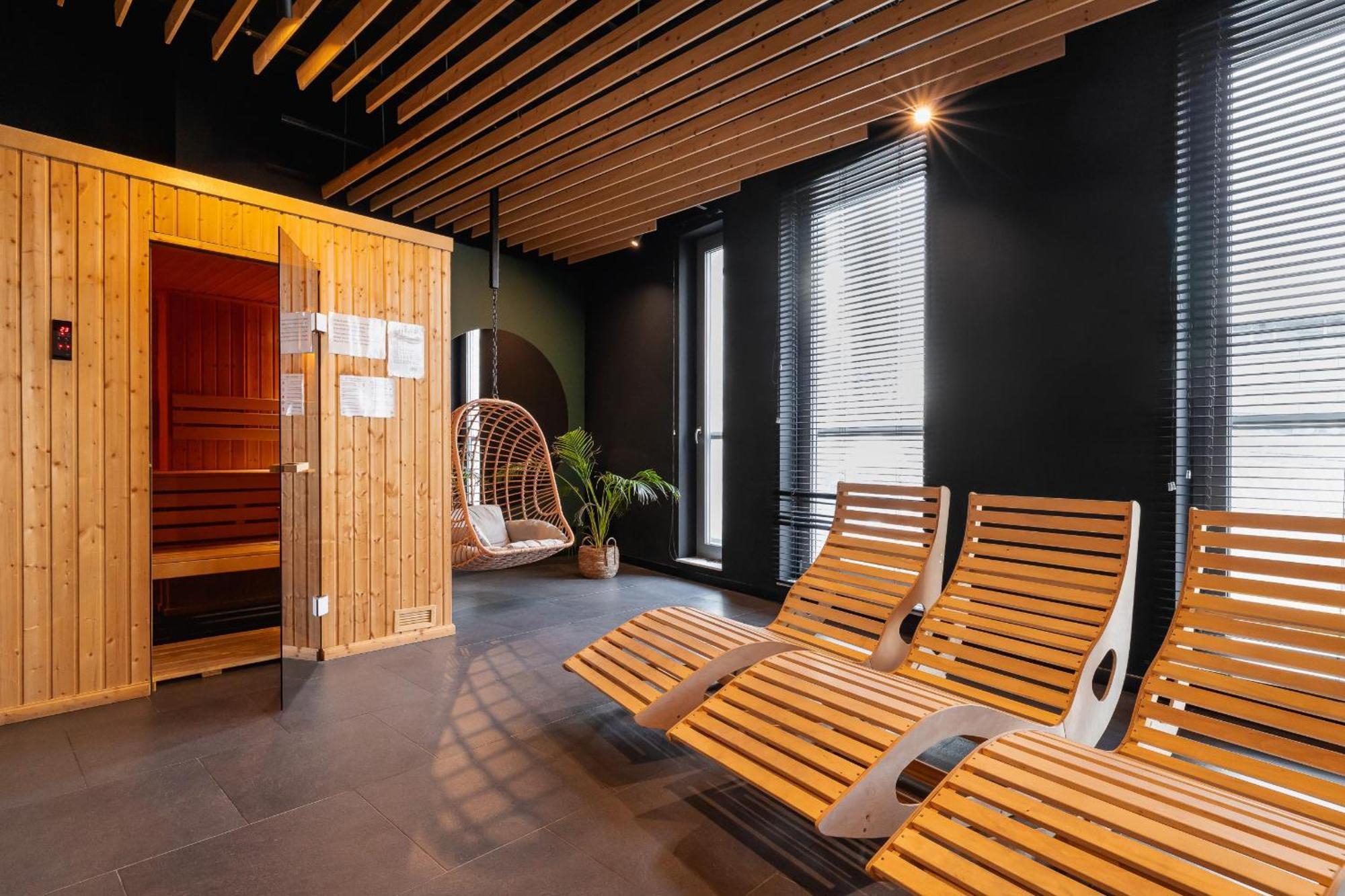 Exclusive Apartment In Katowice With Balcony, Parking, Gym And Sauna By Noclegi Renters Eksteriør billede